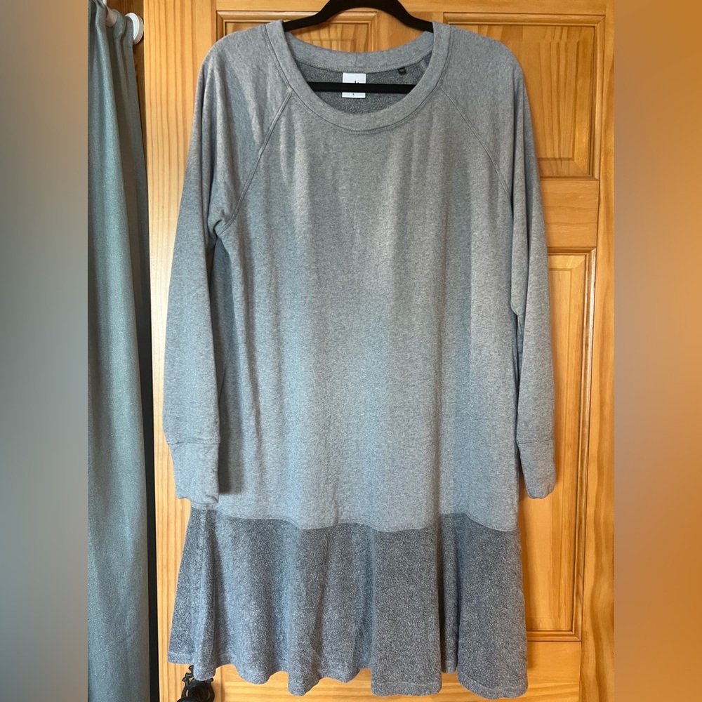 CAbi Gray Two-Tone Long Sleeve Swing Dress